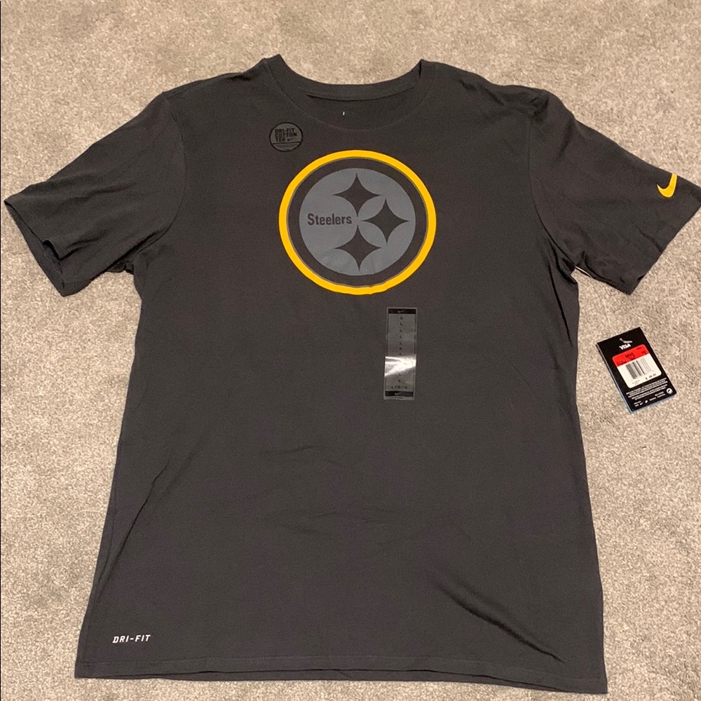 NWT Nike Steelers Short Sleeve Tee